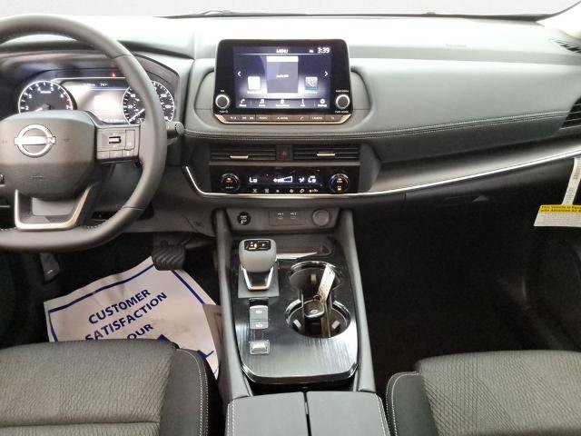 Certified 2026 Nissan Rogue SV FWD image 13