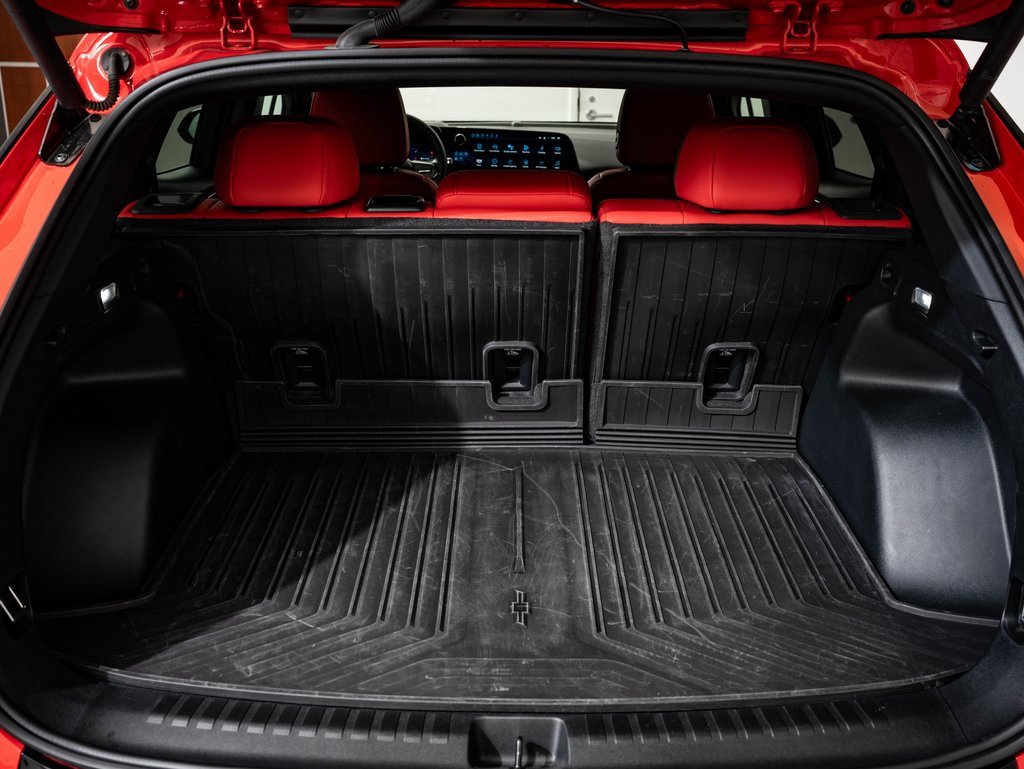 Used 2024 Chevrolet Blazer EV RS image 16