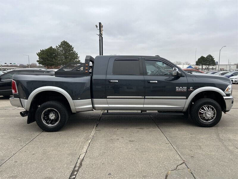 Used 2013 RAM 3500 Laramie w/ Convenience Group image 7