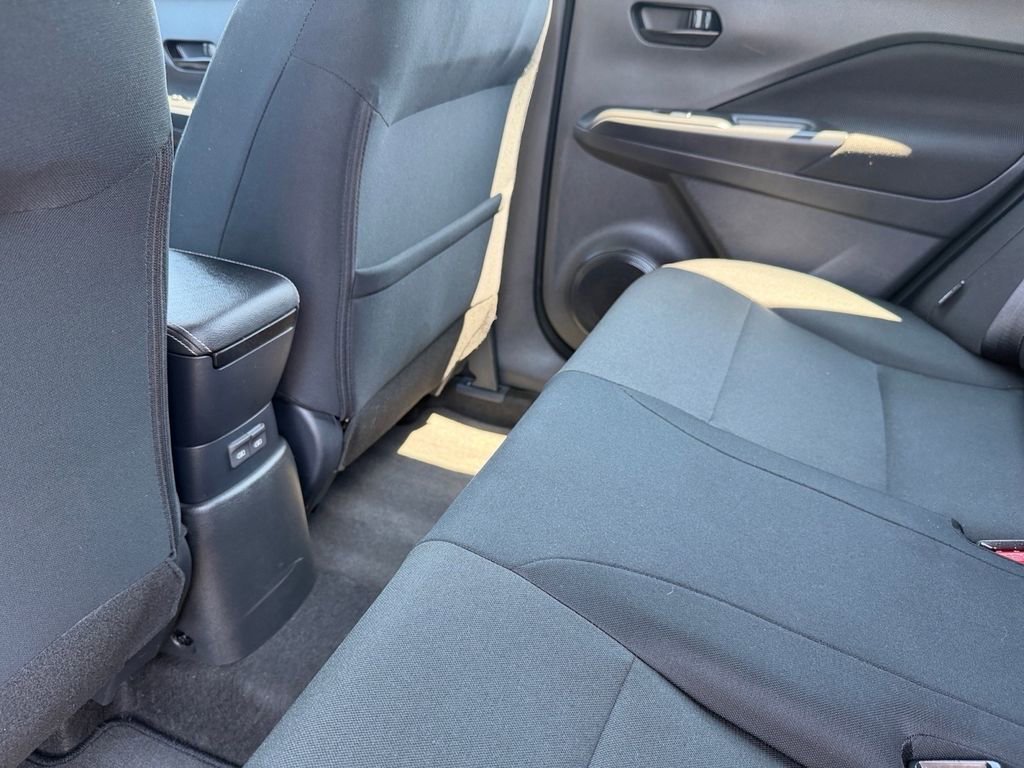 Used 2025 Nissan Kicks Play S image 14