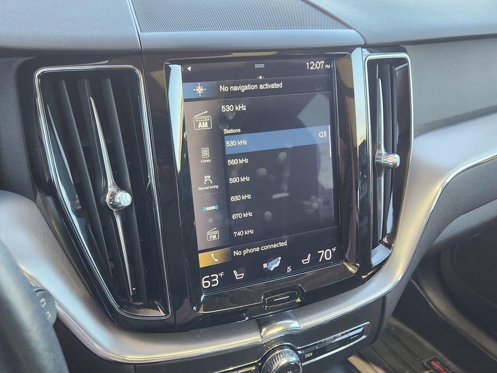 Used 2019 Volvo XC60 T6 Momentum w/ Advanced Package image 7