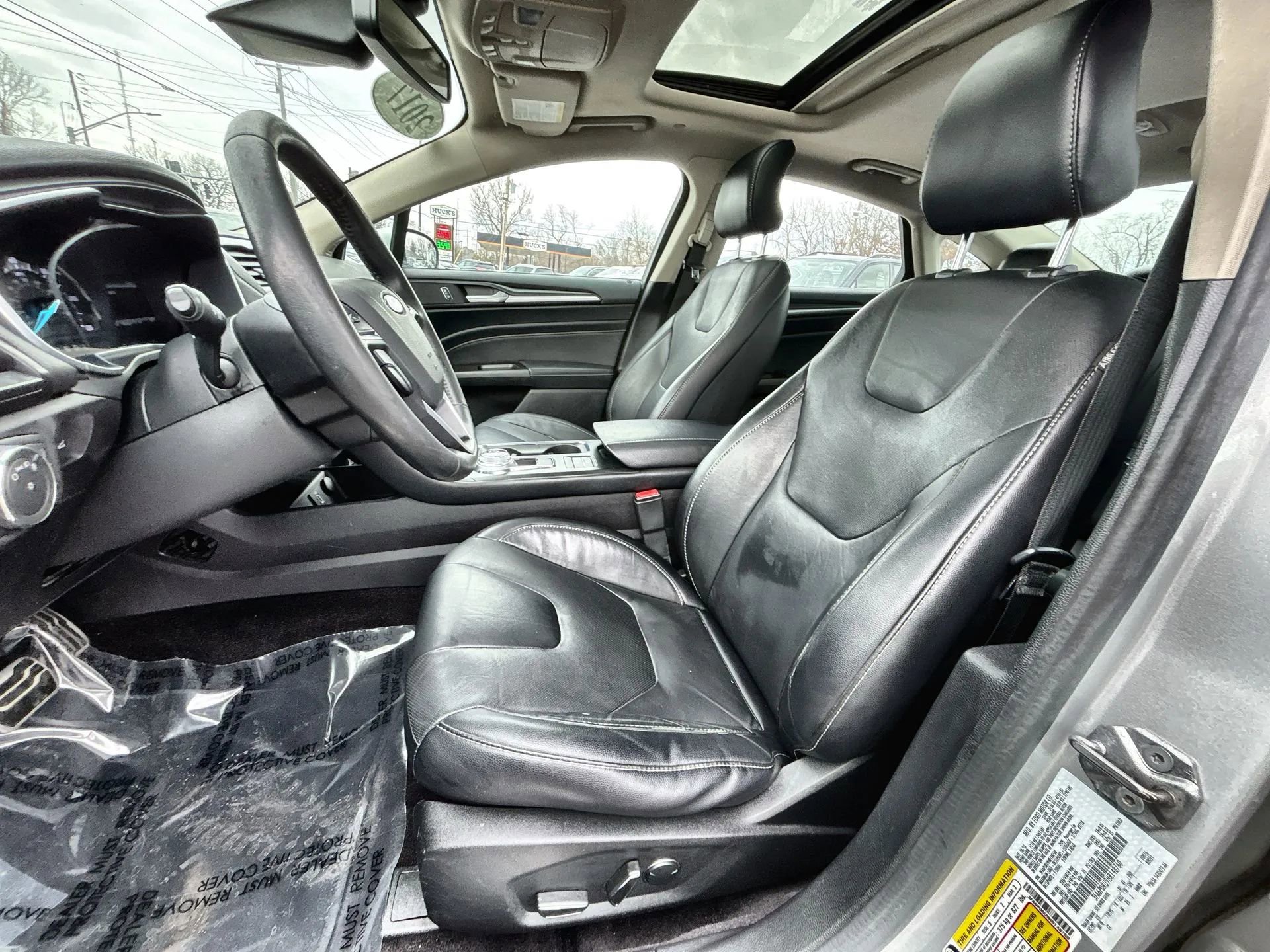 Used 2017 Ford Fusion Titanium image 13