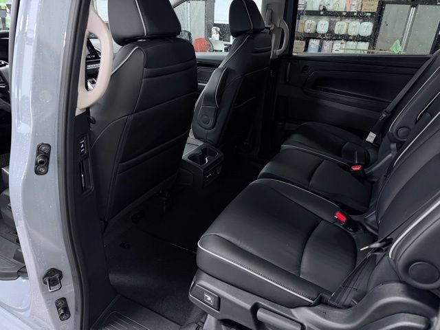 Used 2025 Honda Odyssey Touring image 21