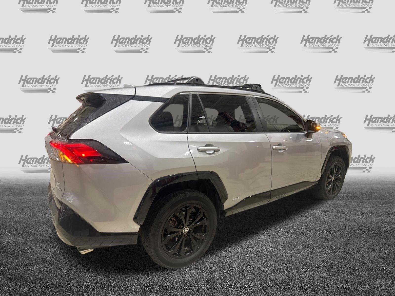 Used 2022 Toyota RAV4 SE AWD/4WD image 43