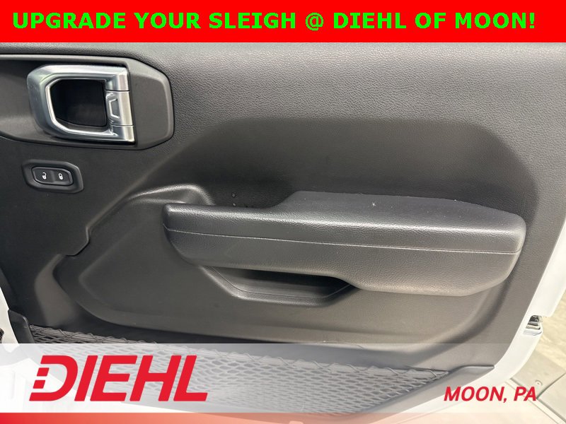 Certified 2021 Jeep Gladiator Willys image 12