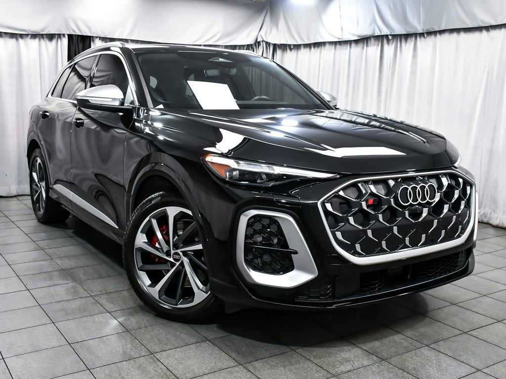 Used 2025 Audi SQ5 Premium Plus w/ Premium Plus Package AWD/4WD image 3
