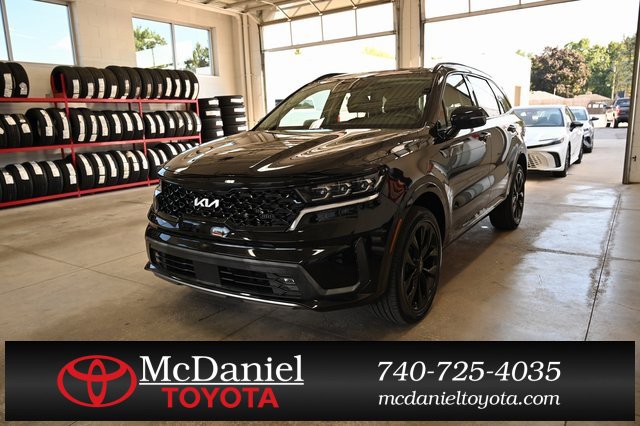Used 2023 Kia Sorento SX