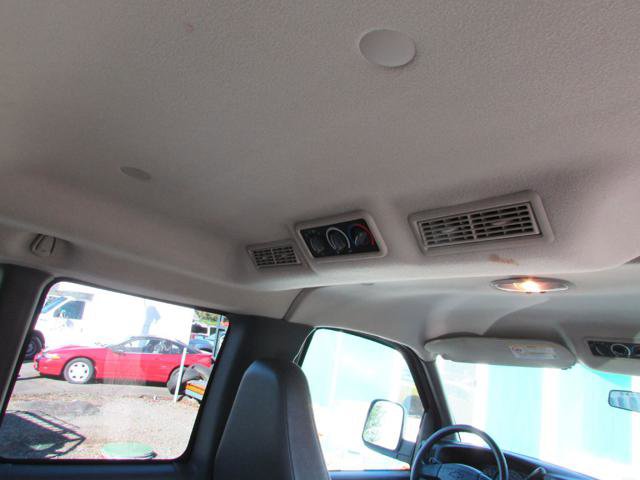 Used 2007 Chevrolet Express 3500 Passenger w/ LT Preferred Equipment Group image 17
