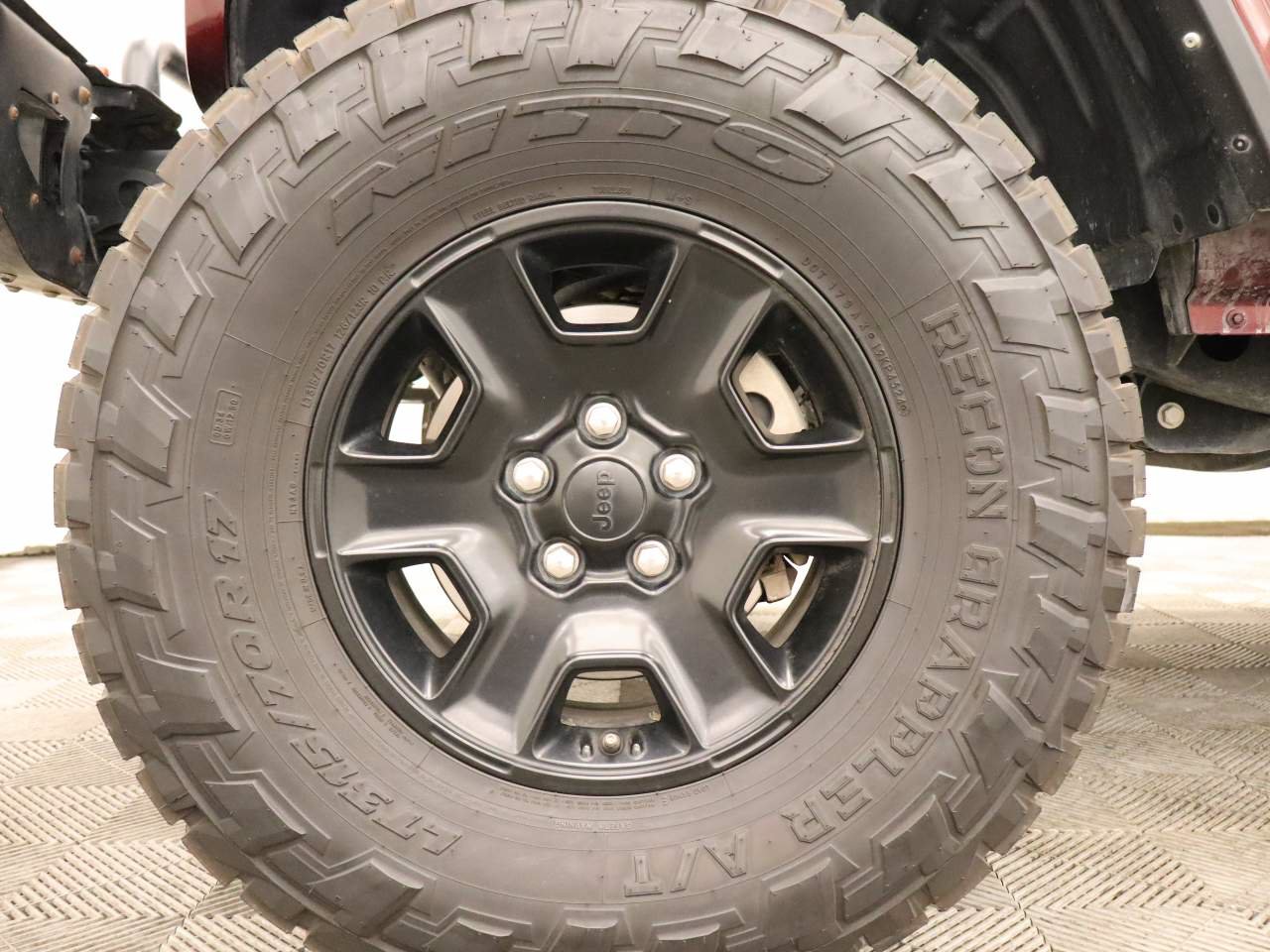 Used 2021 Jeep Gladiator Mojave AWD/4WD image 6