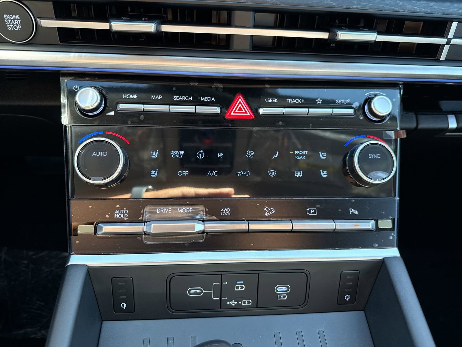 New 2026 Hyundai Santa Fe Limited image 22