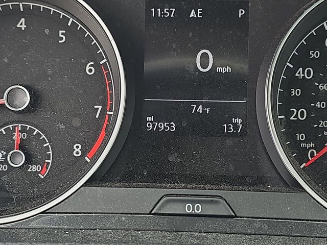 Used 2018 Volkswagen Golf SE FWD image 16