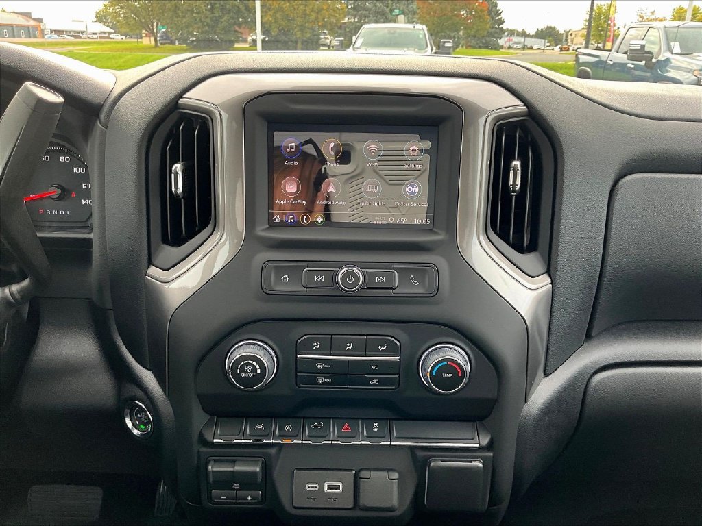 New 2026 Chevrolet Silverado 1500 Custom w/ LPO, Dark Essentials Package AWD/4WD image 18