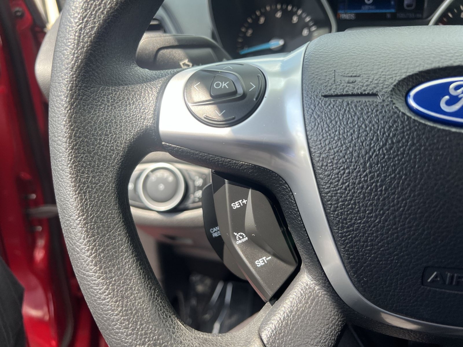 Used 2016 Ford Escape SE w/ Equipment Group 201A FWD image 33