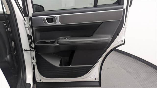 Used 2026 Hyundai Santa Fe SEL FWD image 21
