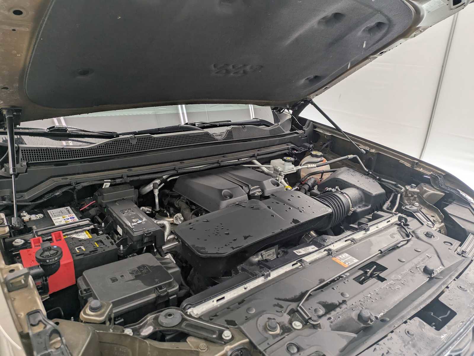 Used 2024 GMC Canyon AT4X w/ AT4X AEV Edition AWD/4WD image 15