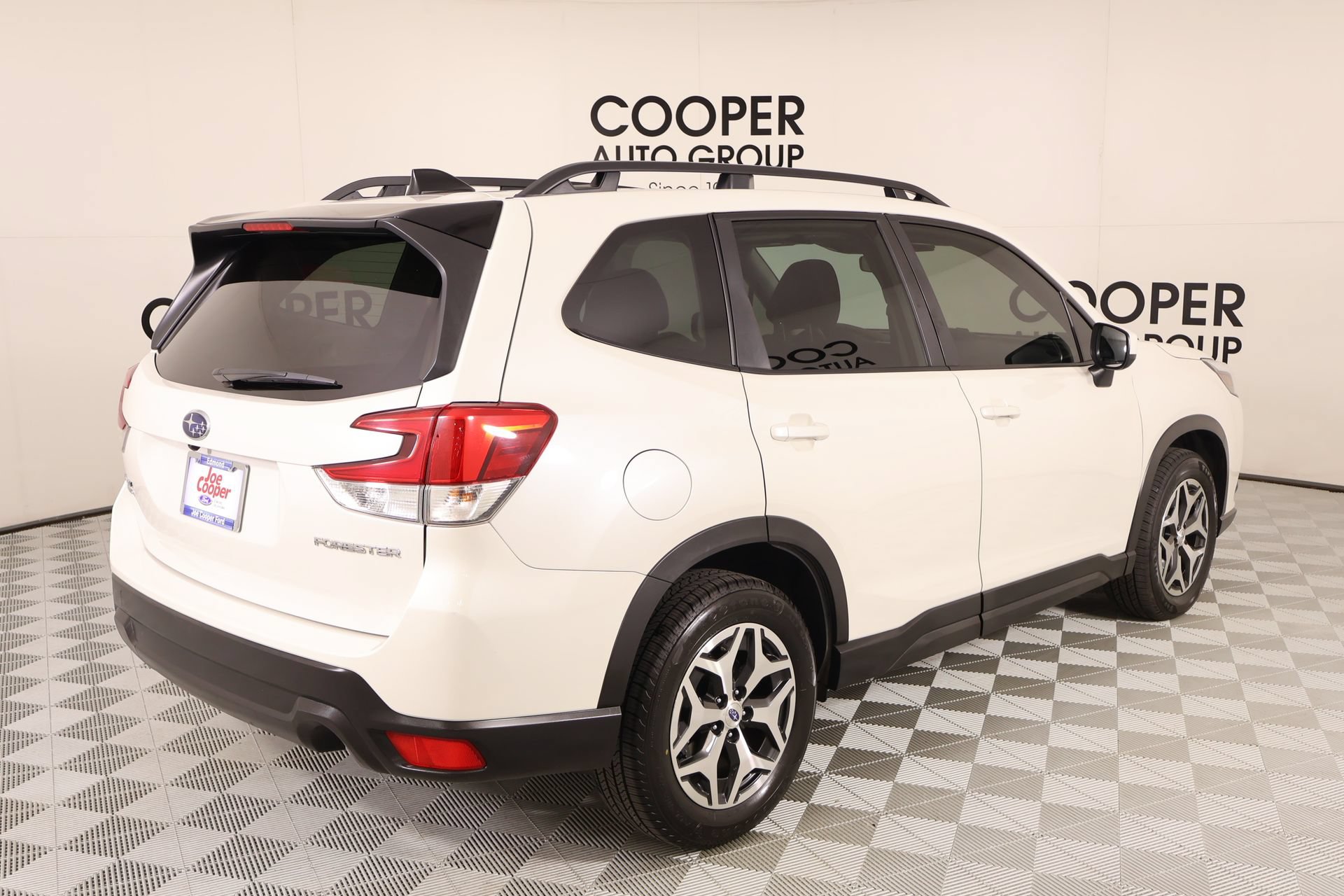 Used 2024 Subaru Forester Premium AWD/4WD image 21
