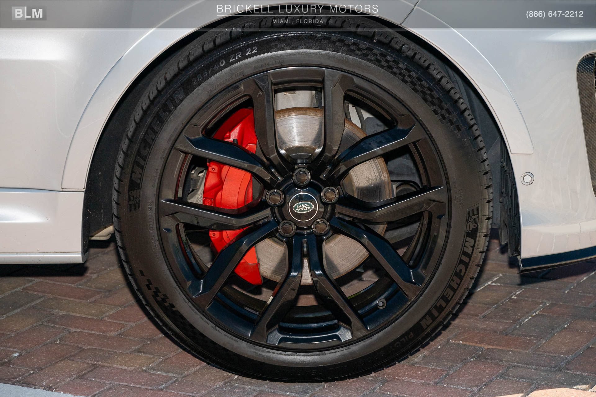 Used 2022 Land Rover Range Rover Sport SVR Carbon Edition AWD/4WD image 45
