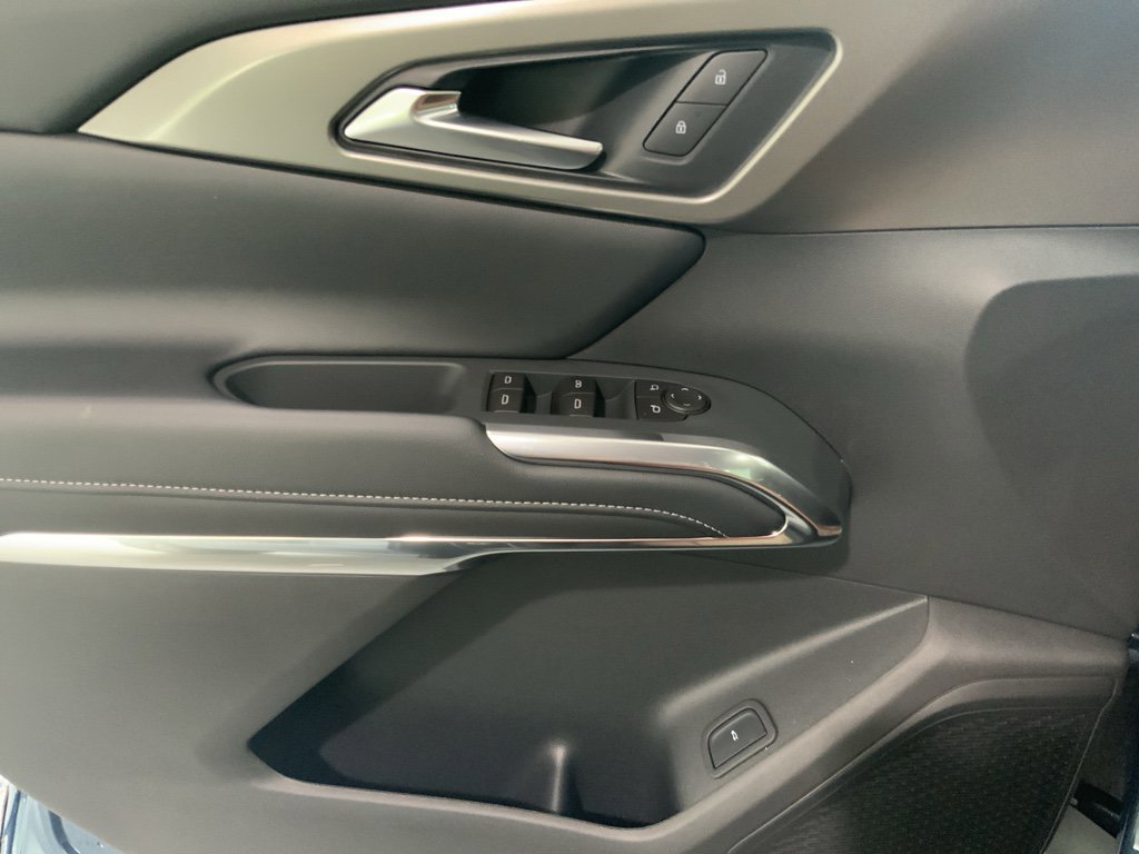 New 2026 Chevrolet Traverse LT FWD image 30