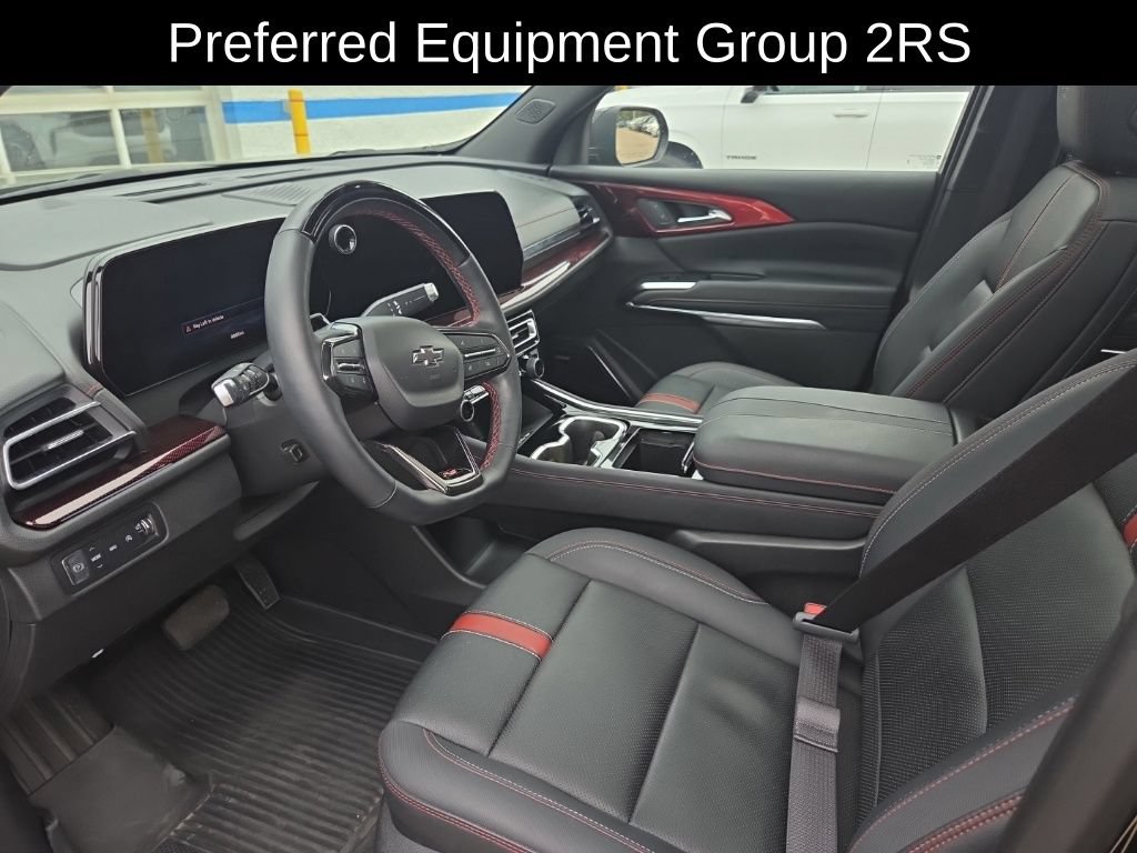 Used 2025 Chevrolet Traverse RS w/ LPO, Floor Liner Package AWD/4WD image 16
