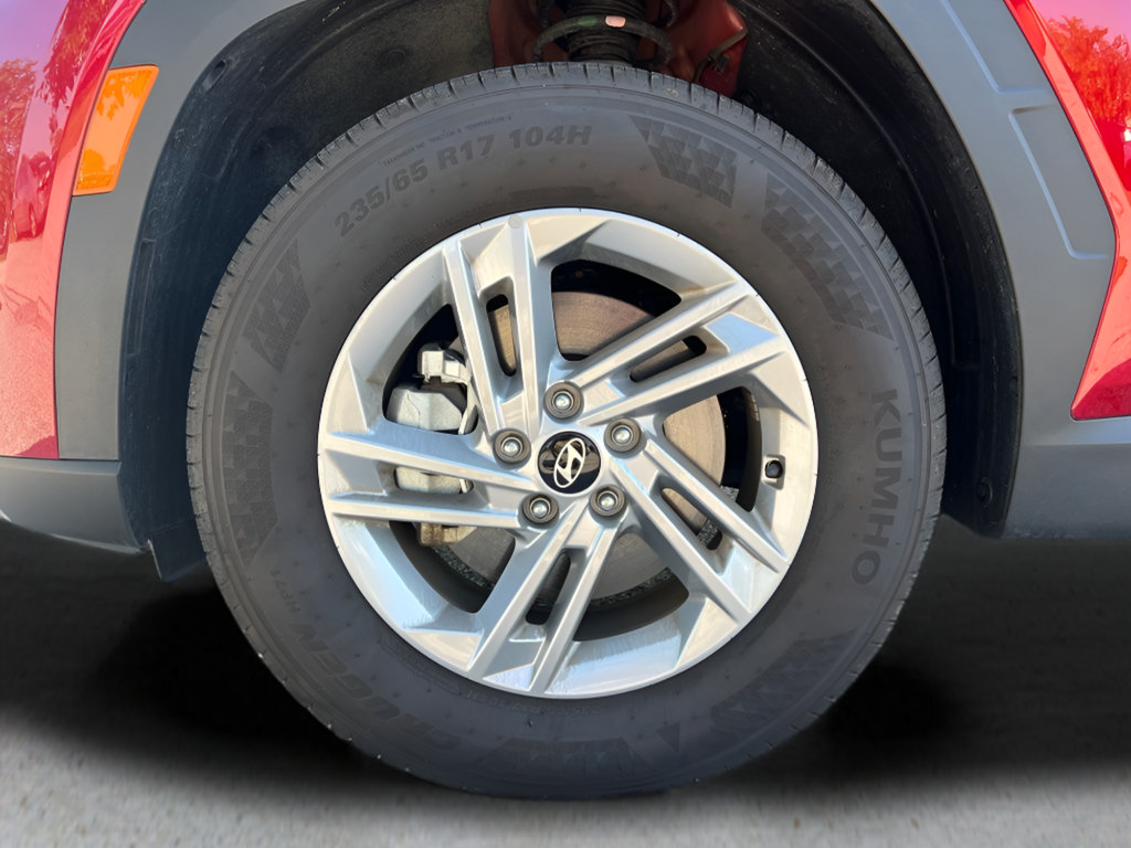 Certified 2026 Hyundai Tucson SE FWD image 32