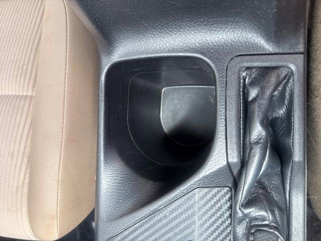 Used 2013 Toyota RAV4 LE AWD/4WD image 20