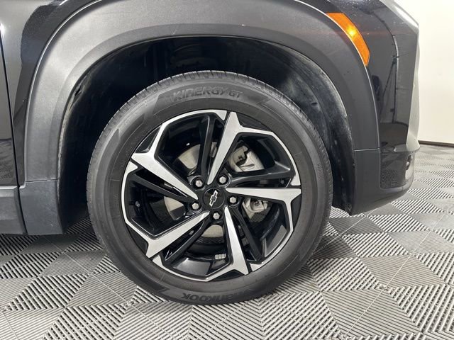Used 2023 Chevrolet TrailBlazer RS w/ Convenience Package image 9