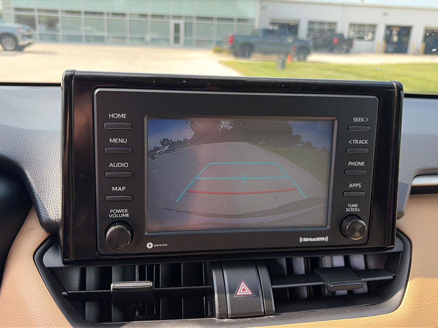 Used 2022 Toyota RAV4 LE FWD image 21