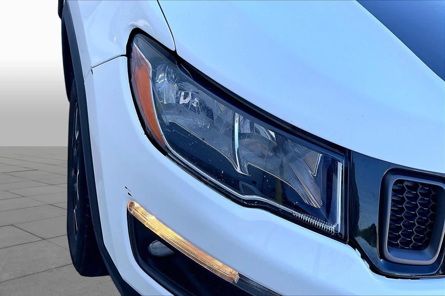 Used 2019 Jeep Compass Trailhawk w/ Leather Interior Group AWD/4WD image 24