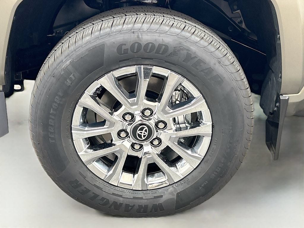 New 2025 Toyota Tacoma 4x4 Double Cab image 9