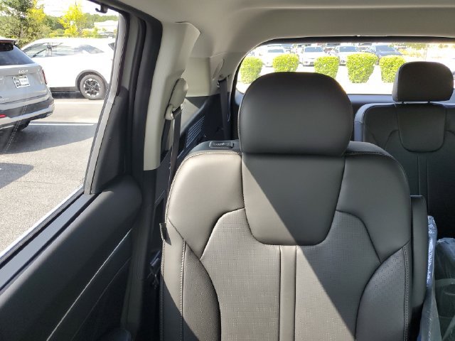 New 2026 Kia Sorento SX FWD image 10