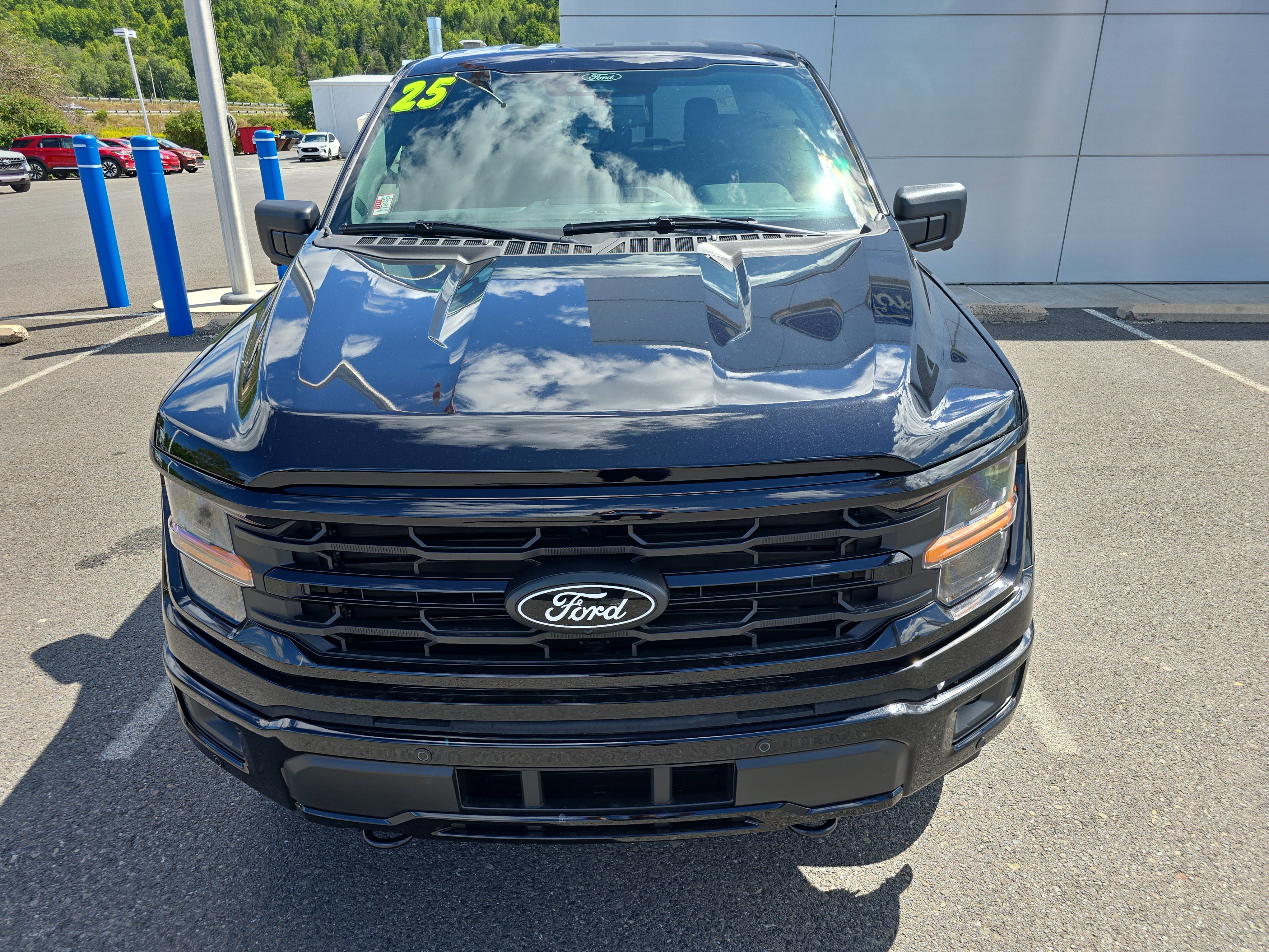 New 2025 Ford F150 XLT image 9