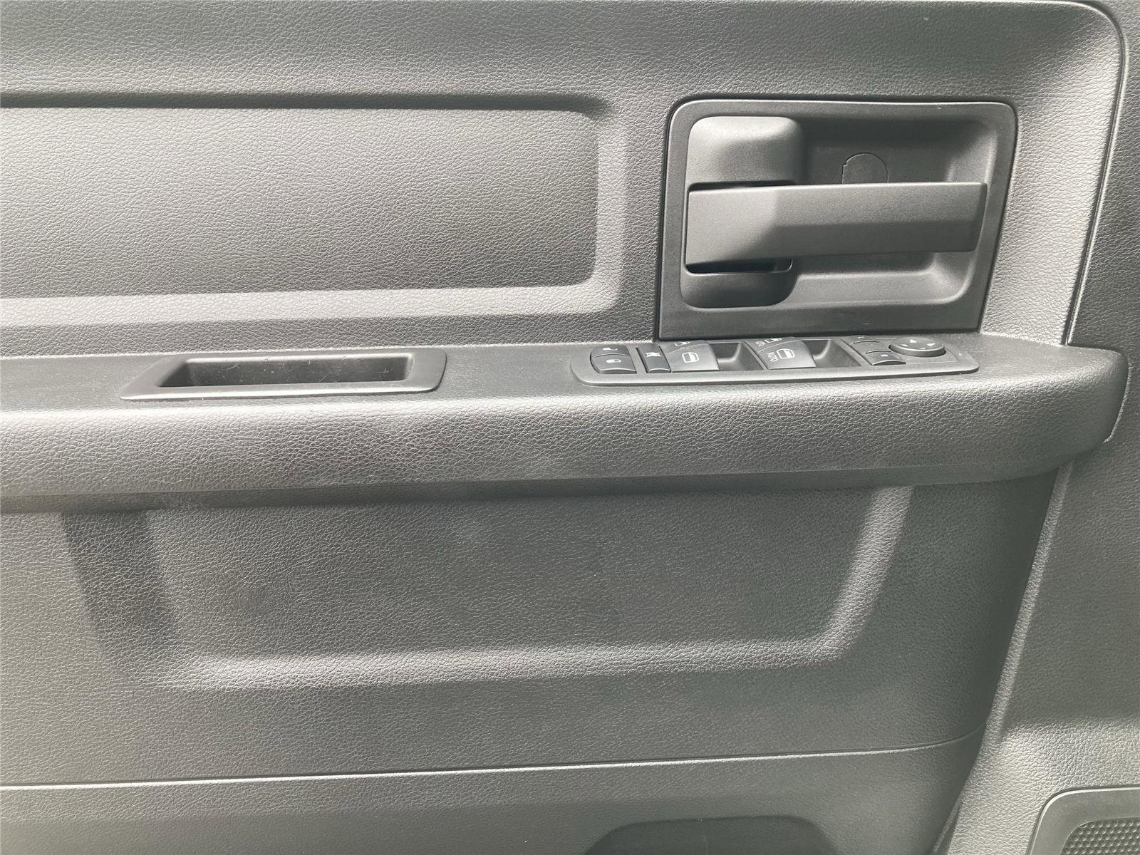 Used 2022 RAM 3500 Tradesman image 23