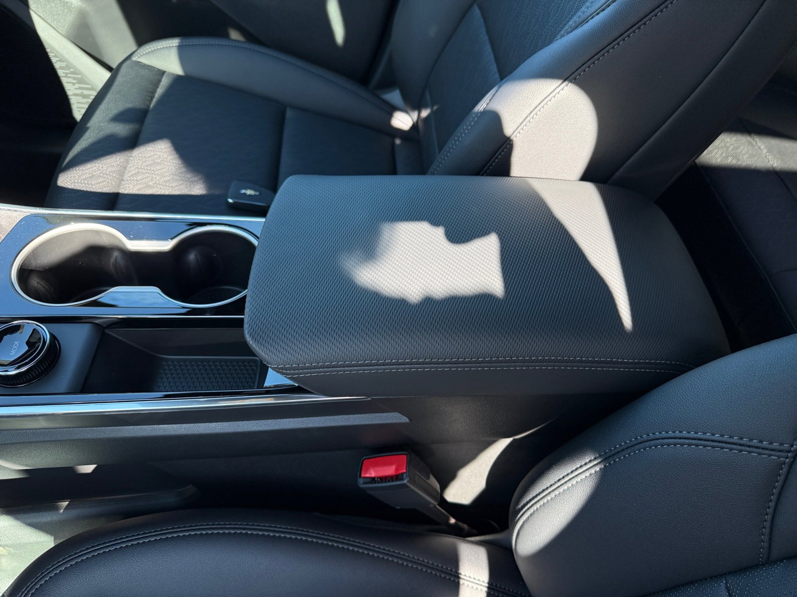 New 2026 Chevrolet Equinox LT w/ Convenience Package II image 14