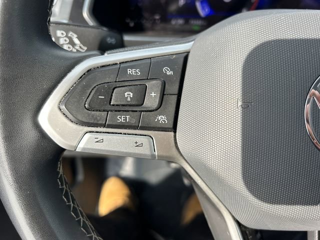 Used 2023 Volkswagen Tiguan SE image 12