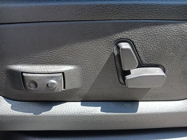 Used 2024 RAM 2500 Laramie AWD/4WD image 36