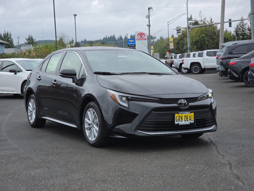 New 2026 Toyota Corolla XLE FWD image 2