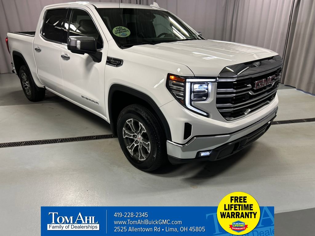 Used 2025 GMC Sierra 1500 SLT image 1