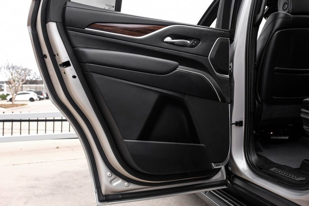 Used 2021 Cadillac Escalade Premium Luxury w/ Driver Assist Tech Package AWD/4WD image 52