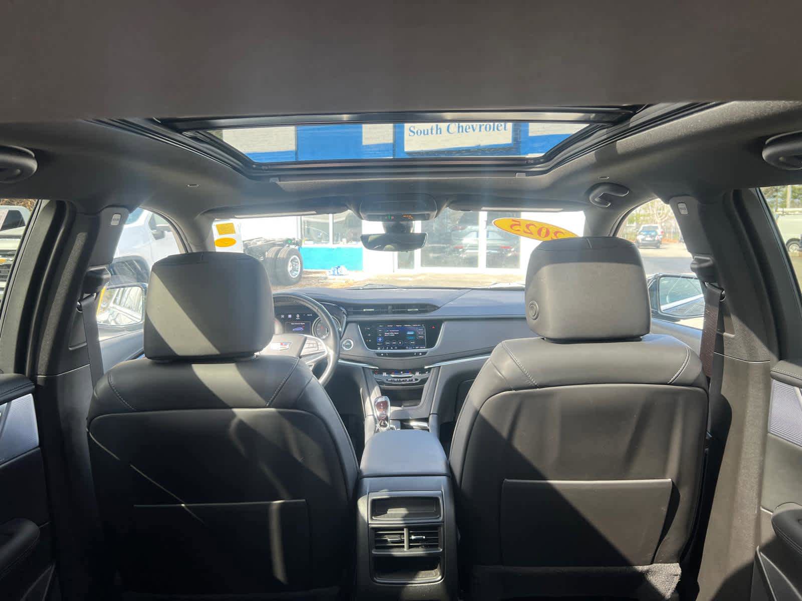 Certified 2025 Cadillac XT5 Premium Luxury w/ Technology Package image 38