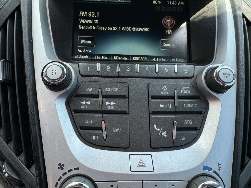 Used 2017 Chevrolet Equinox LT w/ Convenience Package image 16