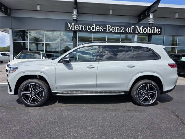 New 2026 Mercedes-Benz GLS 450 4MATIC image 1