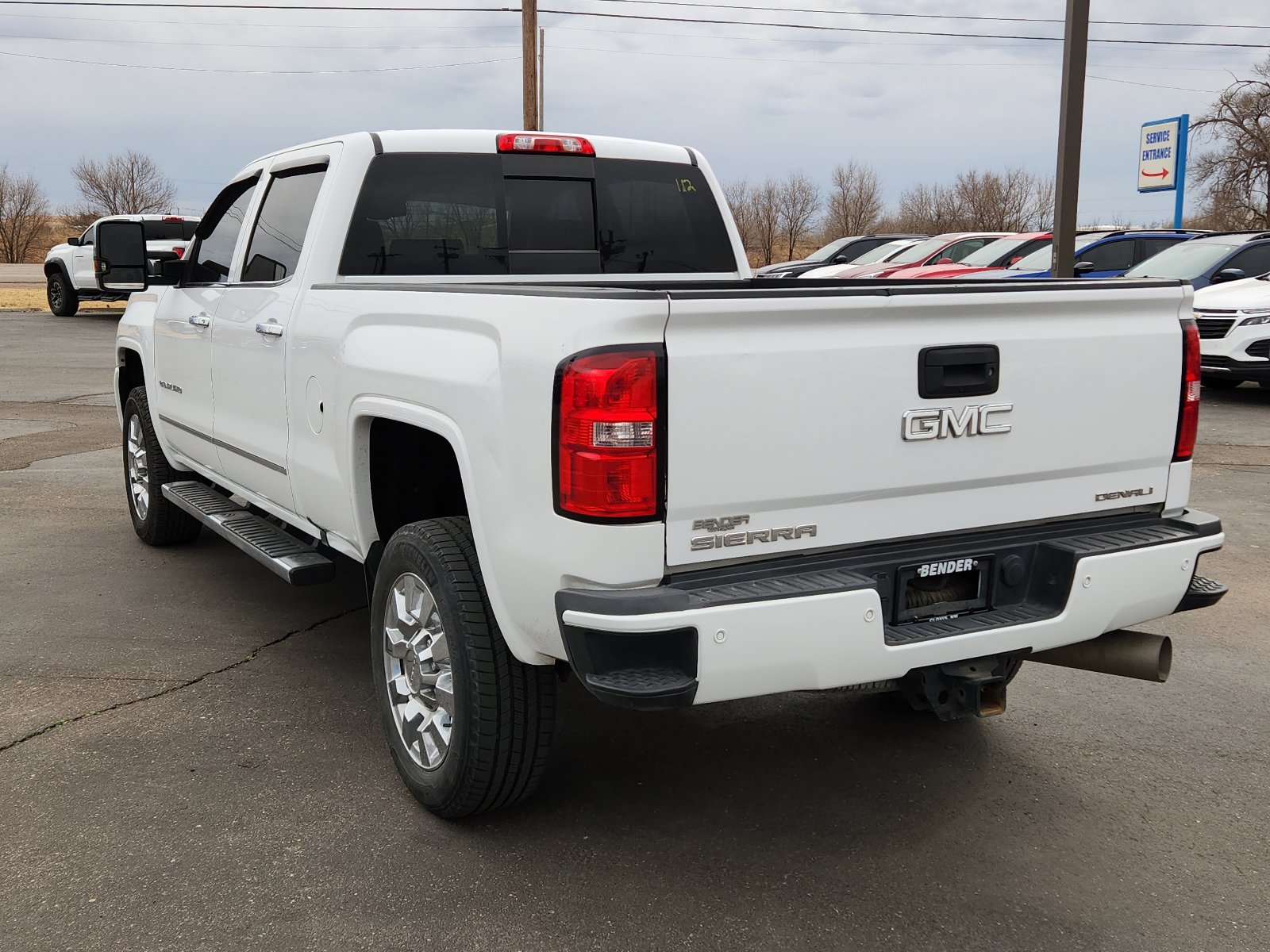 Used 2017 GMC Sierra 2500 Denali w/ Duramax Plus Package image 3
