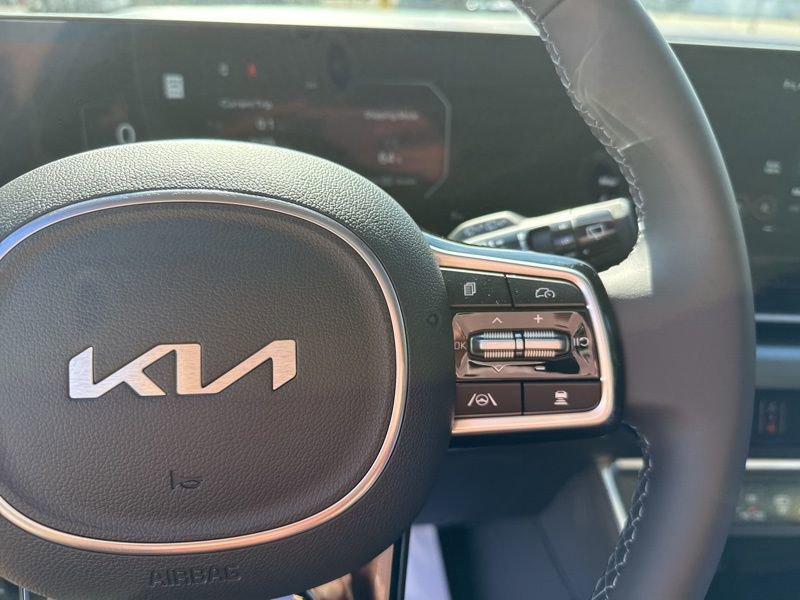 New 2026 Kia Carnival SX w/ SX Dark Edition Package image 35