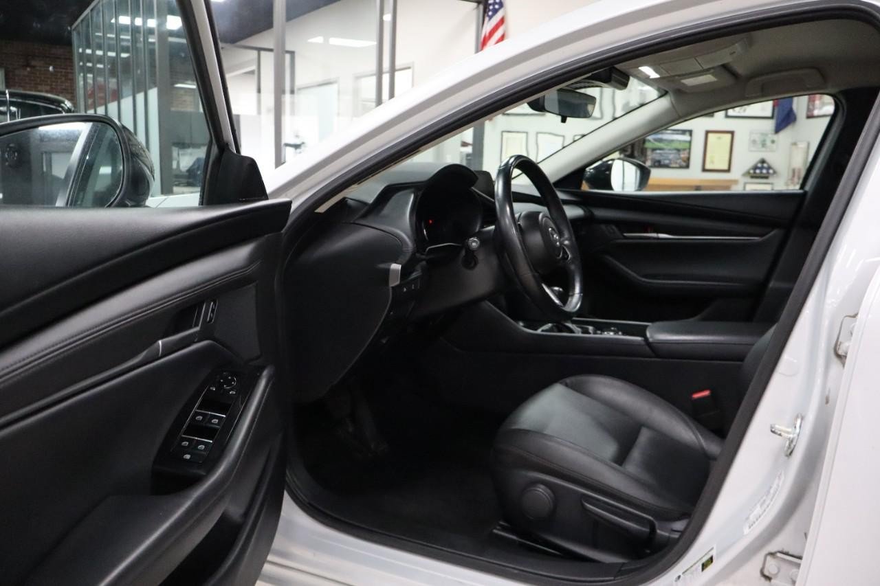 Used 2024 MAZDA MAZDA3 s FWD image 10