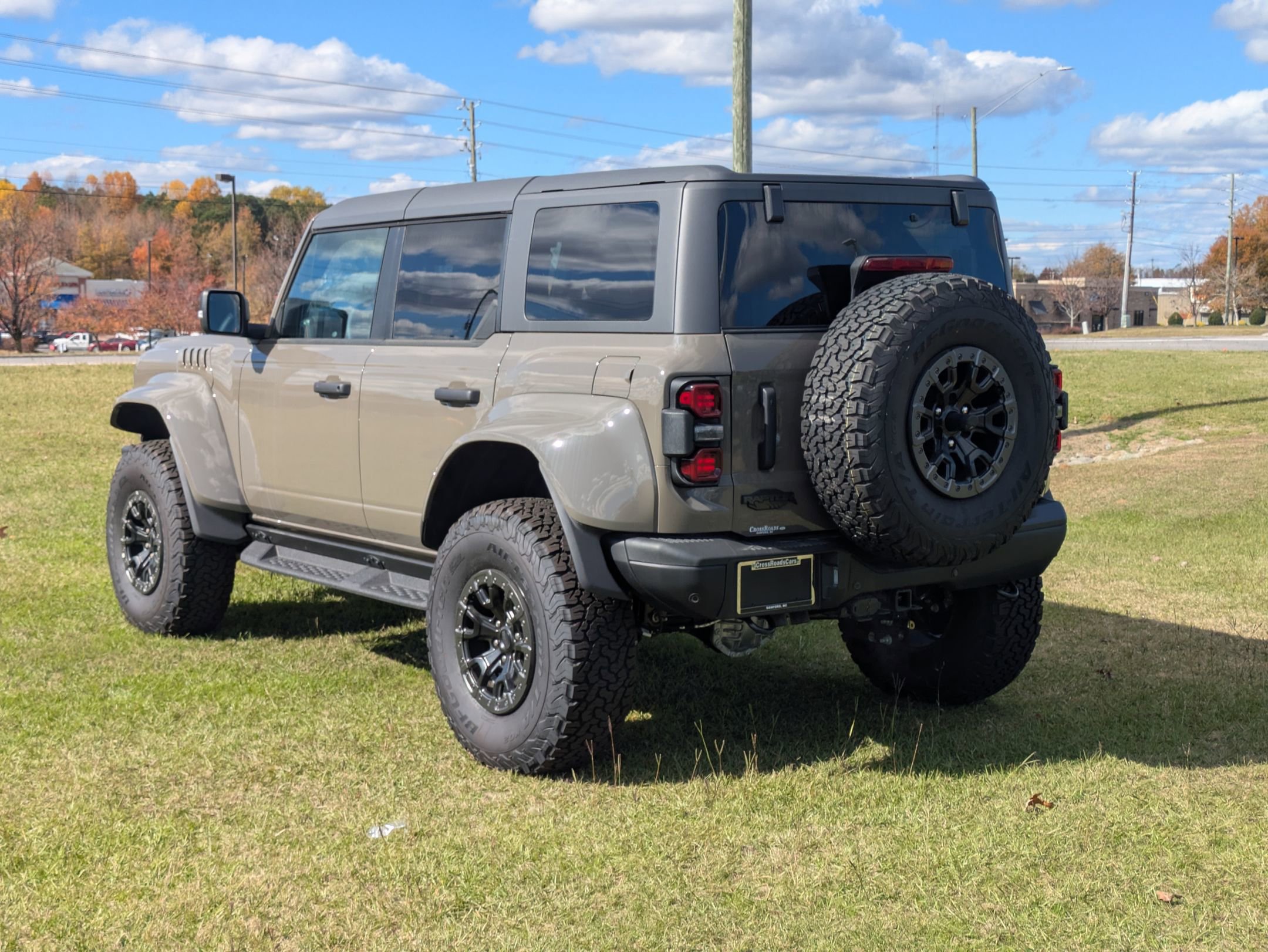 New 2025 Ford Bronco Raptor w/ Interior Carbon Fiber Pack AWD/4WD image 6