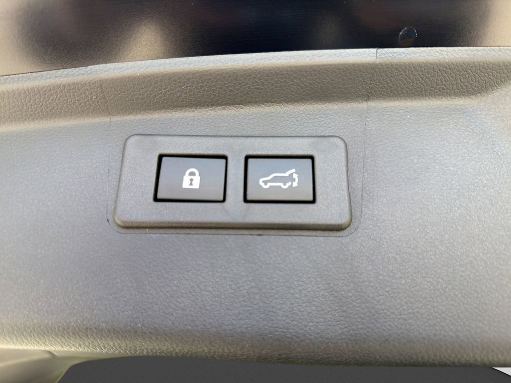 Used 2025 Subaru Outback Limited image 31