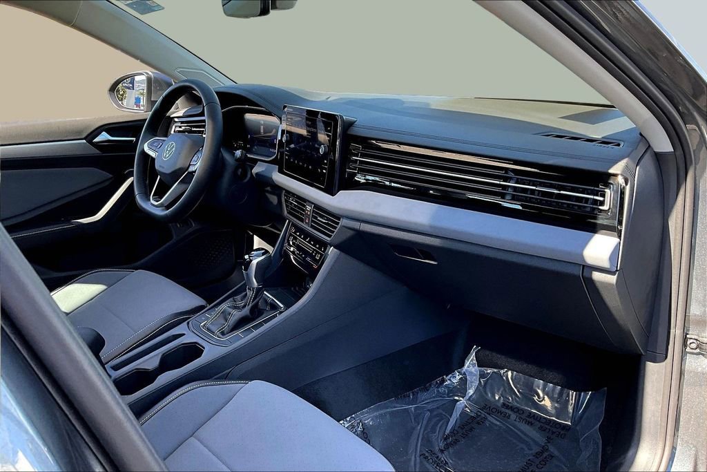 New 2026 Volkswagen Jetta SE image 24