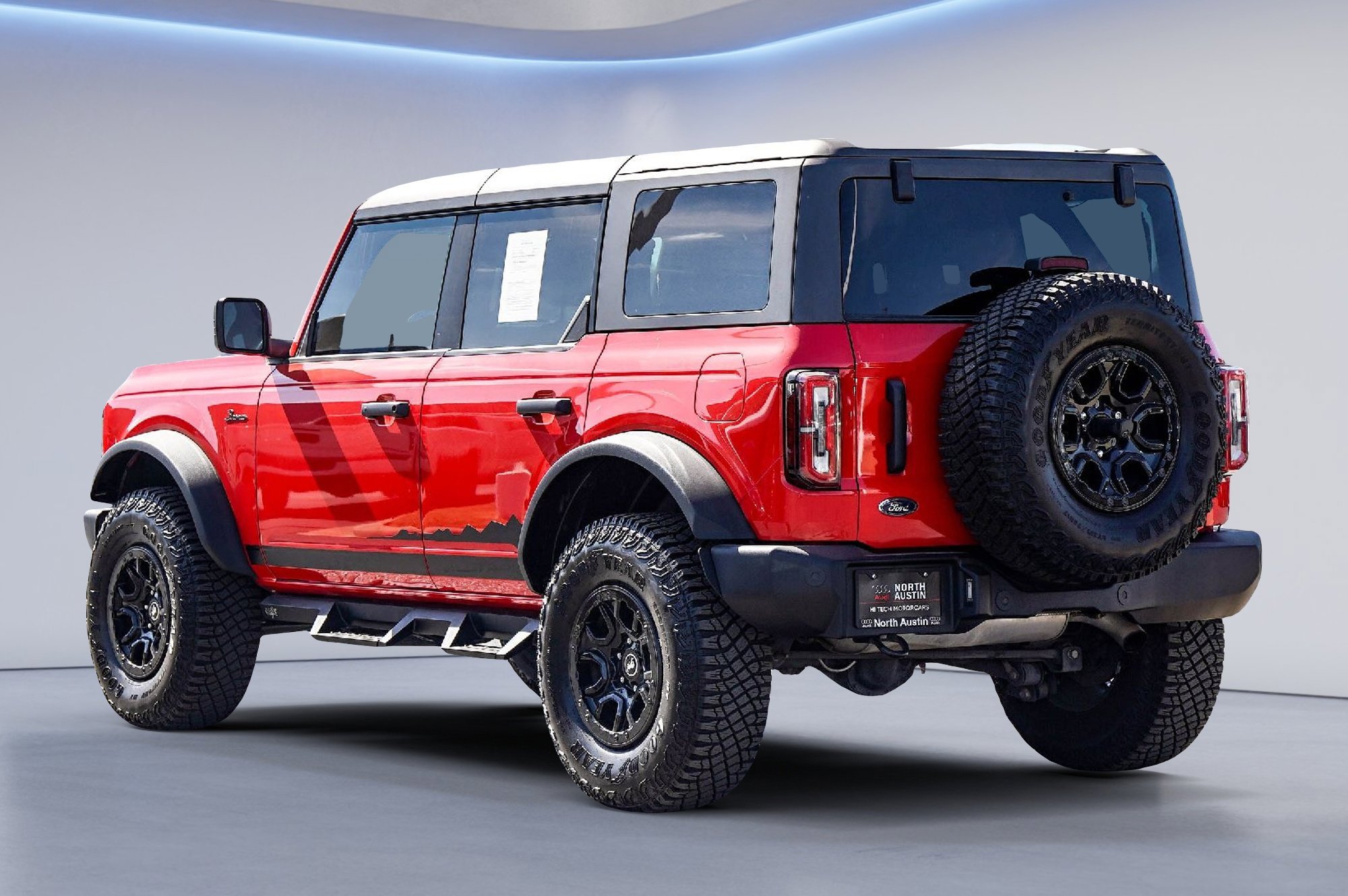 Used 2022 Ford Bronco Wildtrak image 5