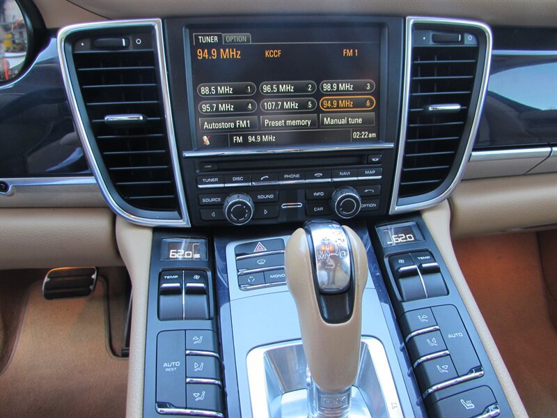 Used 2011 Porsche Panamera S RWD image 13
