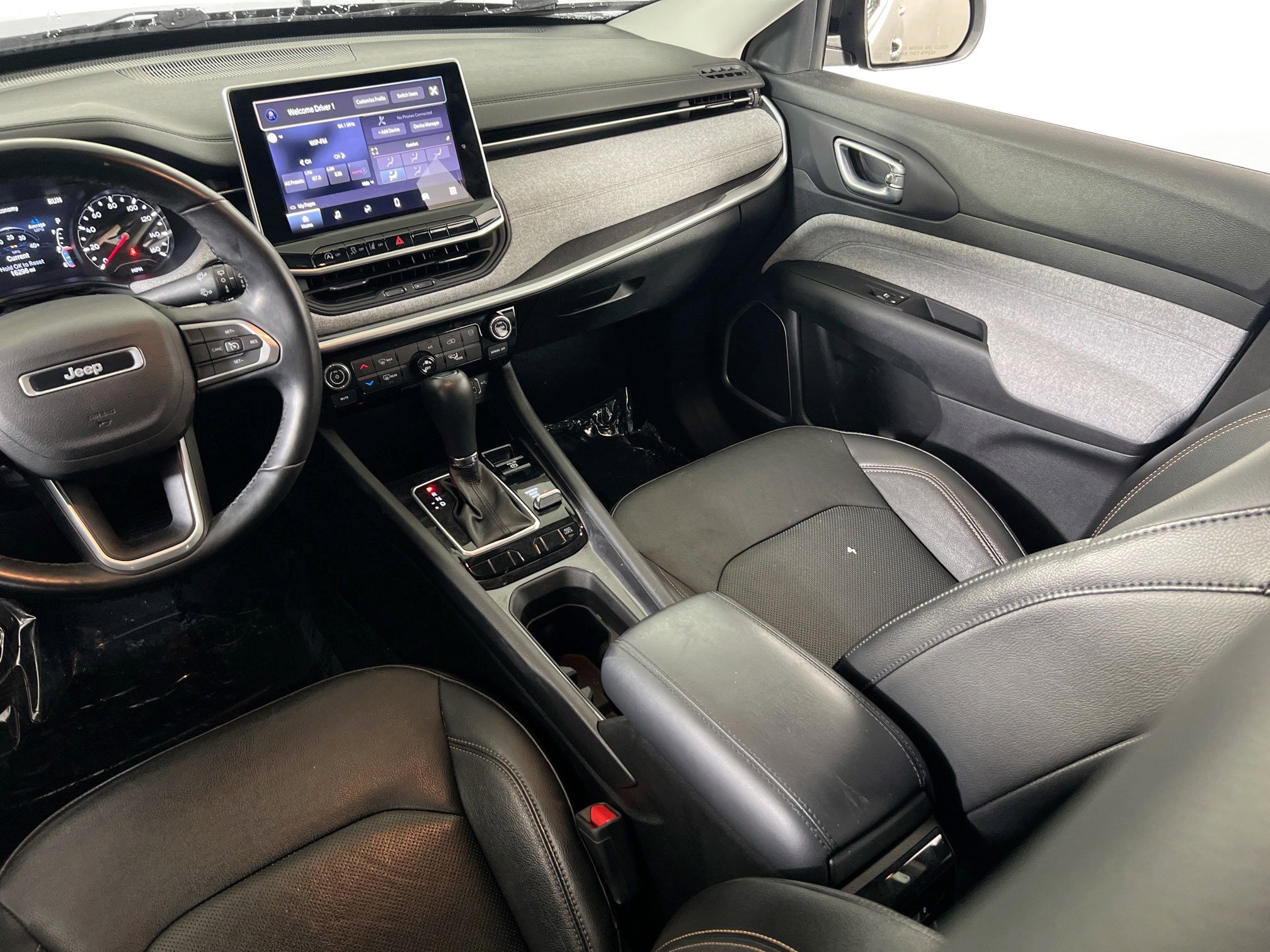 Used 2022 Jeep Compass Latitude image 21